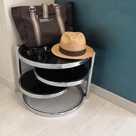 Cosy Aix إيكس ليه با