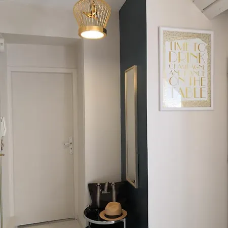 Cosy Aix Apartman *